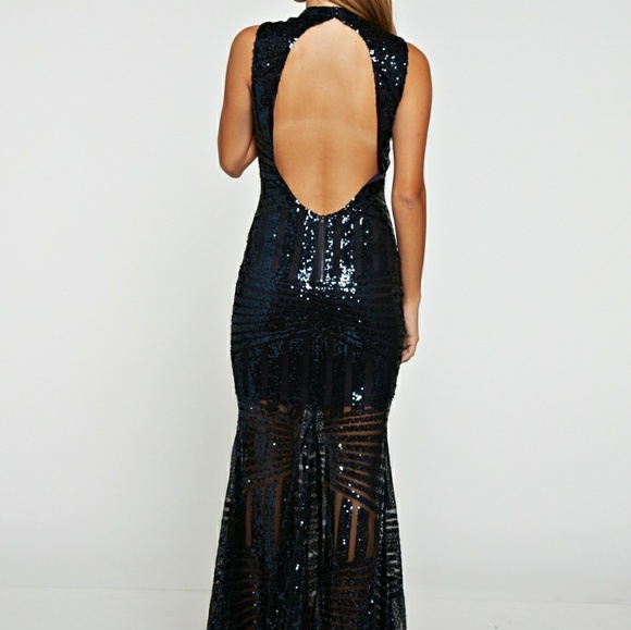 Clothing - Picture 4 of 4